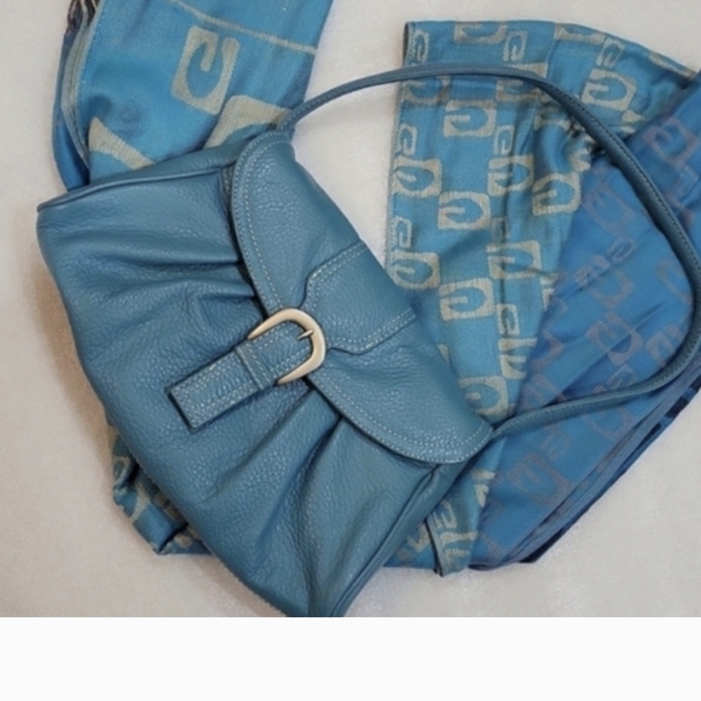 Vintage Elegant Blue Leather Handbag